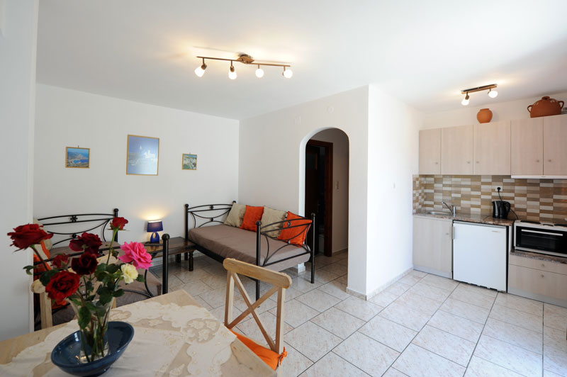 Les chambres et appartements Nikoleta au centre d'Apollonia