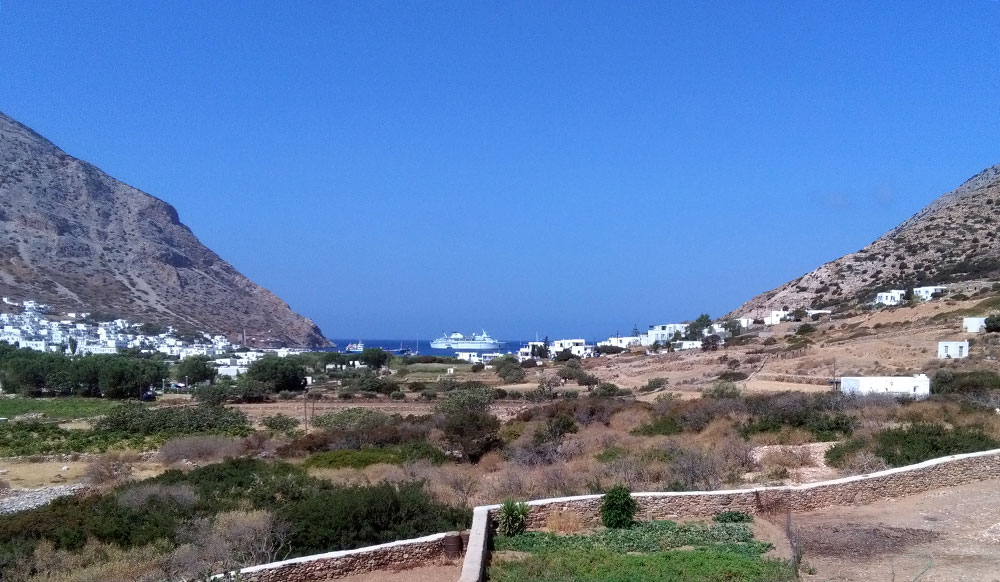 Katerina chambres à Agia Marina de Kamares avec vue magique pour le coucher du soleil
