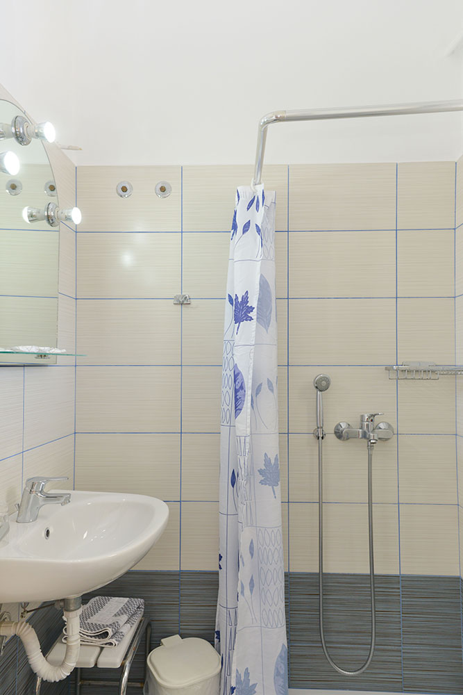 Chambres Litsa à Agia Marina de Kamares