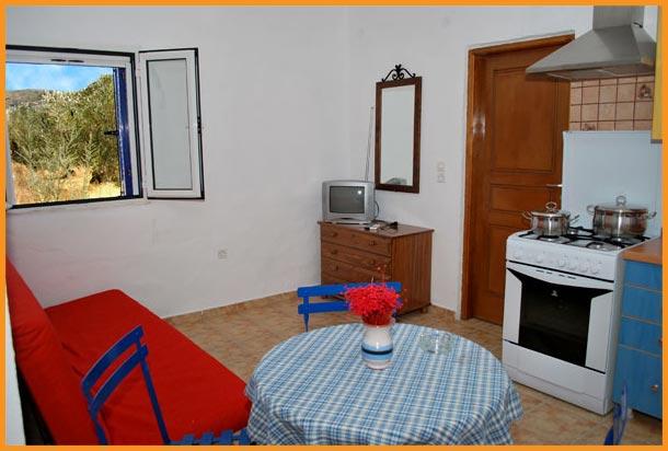 L'appartement indépendant de Studios Makis au village de Platis Gialos