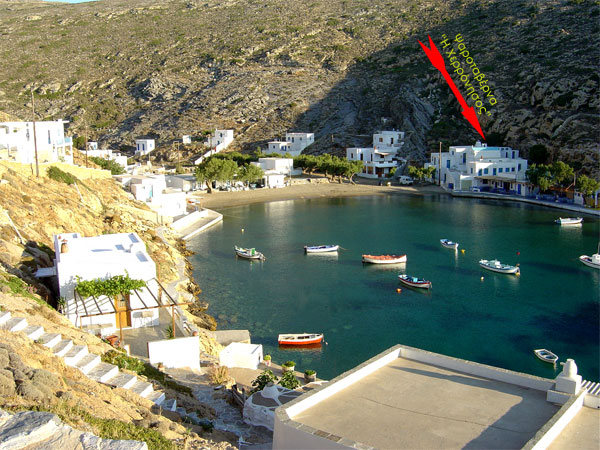 The fish tavern Fyssas, right next to the sea