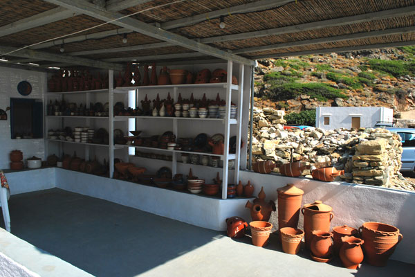 Le café-restaurant Vroulidia, à la plage Vroulidia