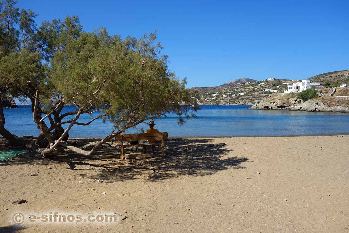 Fassolou beach in Faros