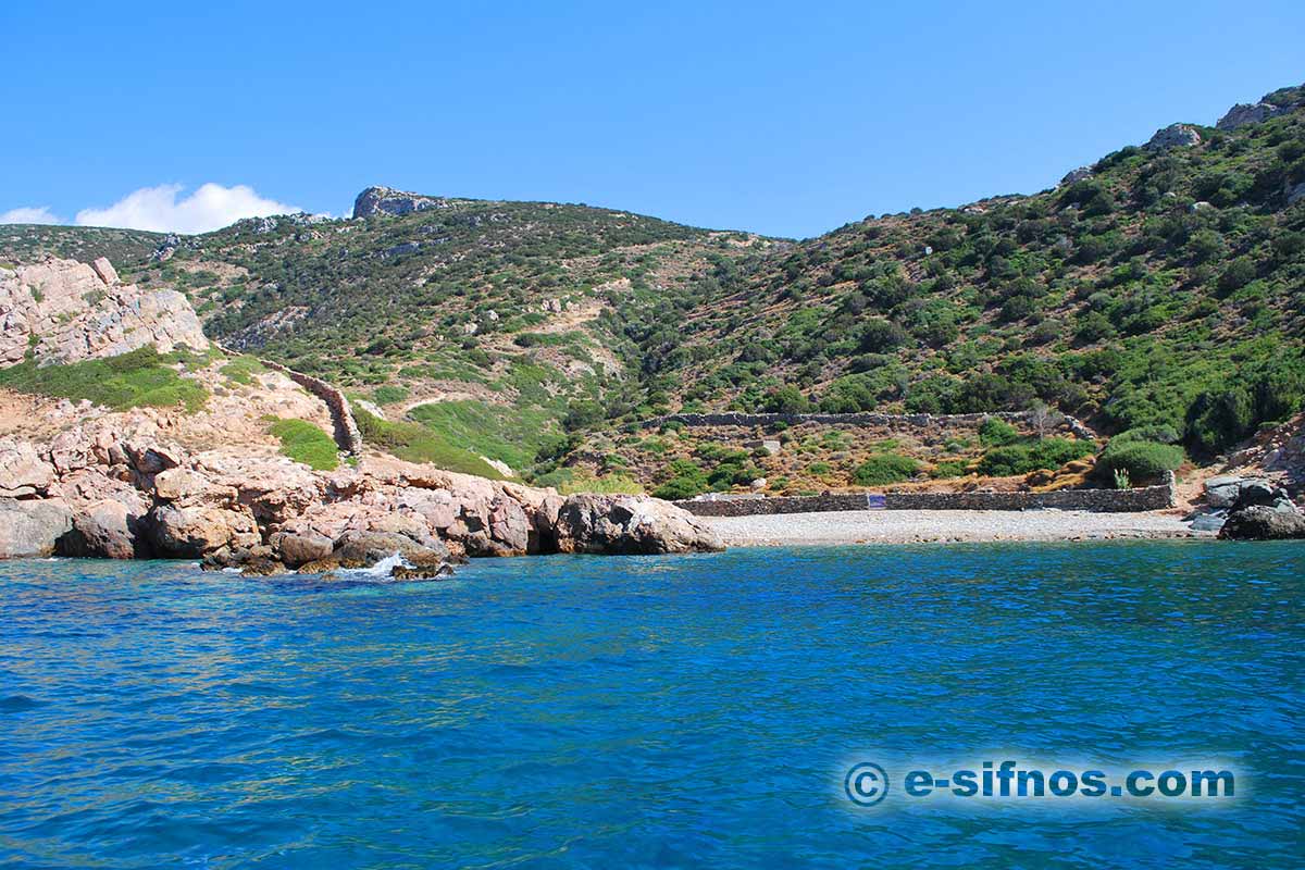 The beach Hohlaki in Sifnos