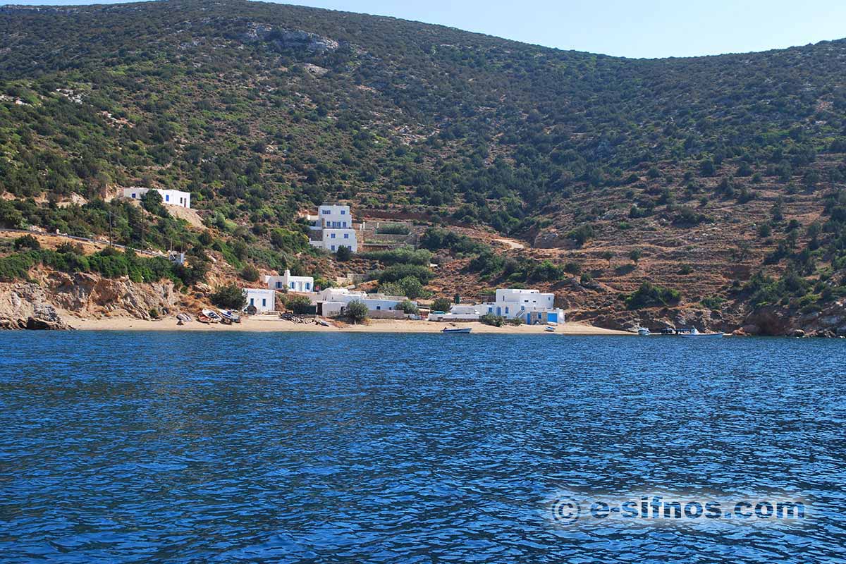 Tsopos beach, in Vathi