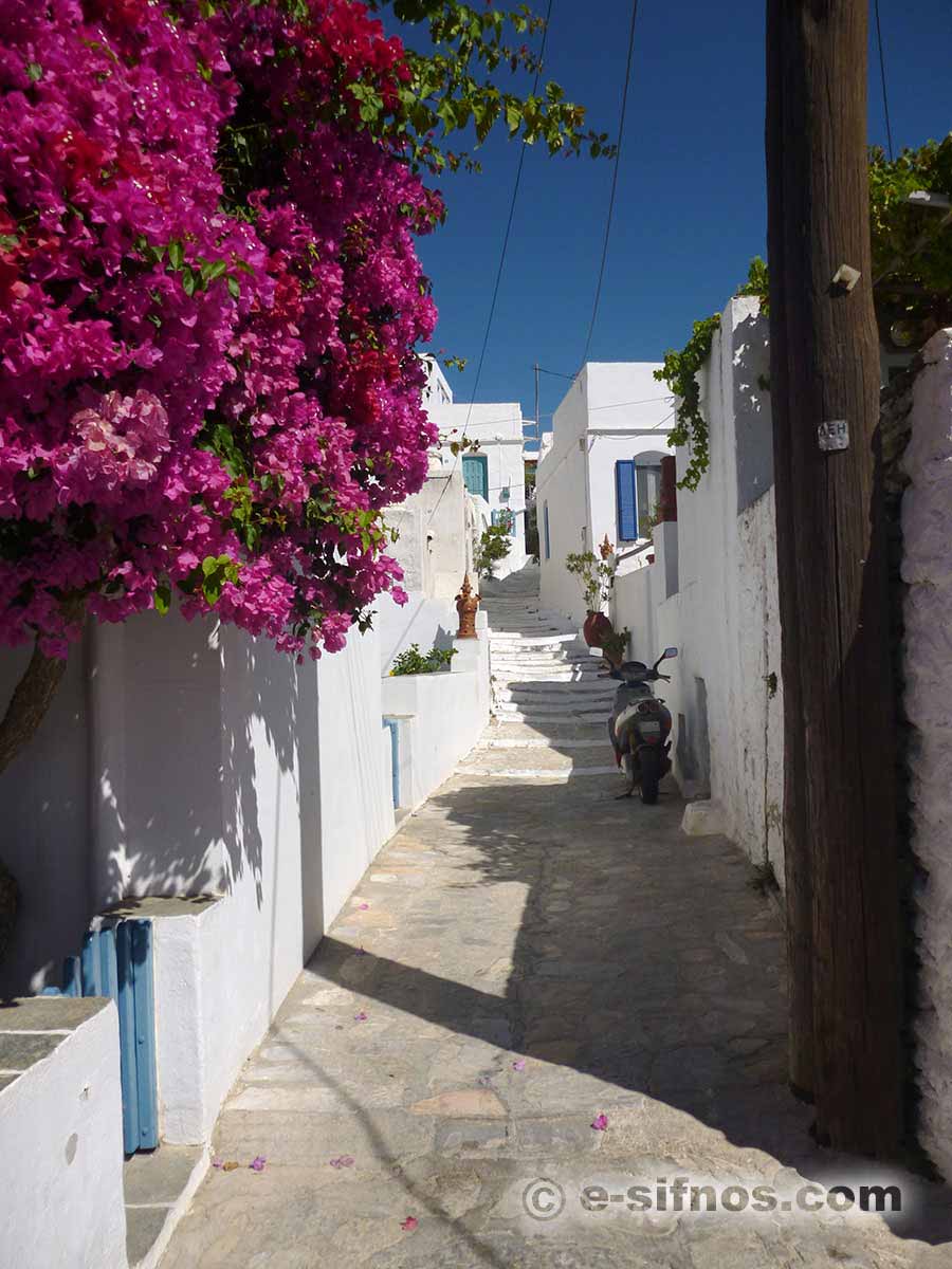 Alley in Artemonas, Sifnos